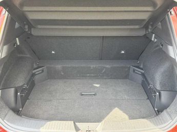 NISSAN QASHQAI 1.3 Dig-T Mh 158 N-Connecta 5Dr Xtronic
