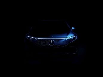 Mercedes CLA Cla 200 Amg Line Premium 4Dr Tip Auto