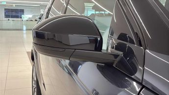 LAND ROVER DISCOVERY SPORT 2.0 D200 Dynamic Hse 5Dr Auto [7 Seat]