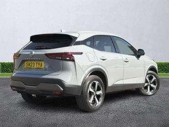 NISSAN QASHQAI 1.3 Dig-T Mh 158 N-Connecta 5Dr Xtronic