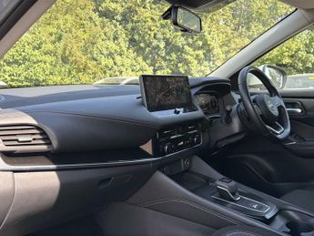 NISSAN QASHQAI 1.3 Dig-T Mh 158 N-Connecta 5Dr Xtronic
