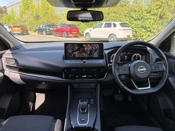 NISSAN QASHQAI 1.3 Dig-T Mh 158 N-Connecta 5Dr Xtronic