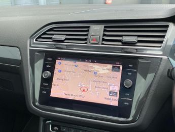 VOLKSWAGEN TIGUAN 2.0 Bitdi R-Line Suv 5Dr Diesel Dsg 4Motion Euro 6 (S/S) (240 Ps