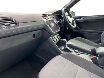 VOLKSWAGEN TIGUAN 2.0 Bitdi R-Line Suv 5Dr Diesel Dsg 4Motion Euro 6 (S/S) (240 Ps