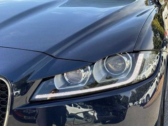 JAGUAR F-PACE 3.0D V6 Portfolio 5Dr Auto Awd