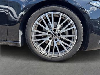 MERCEDES-BENZ A CLASS 1.3 A180 Sport Edition (Executive) Hatchback 5Dr Petrol 7G-Dct E