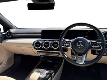 MERCEDES-BENZ A CLASS 1.3 A180 Sport Edition (Executive) Hatchback 5Dr Petrol 7G-Dct E