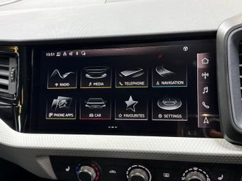 AUDI A1 1.5 Tfsi 35 S Line Sportback 5Dr Petrol S Tronic Euro 6 (S/S) (1