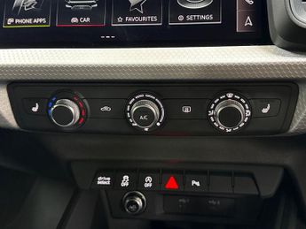 AUDI A1 1.5 Tfsi 35 S Line Sportback 5Dr Petrol S Tronic Euro 6 (S/S) (1