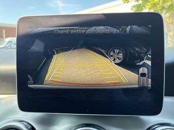 MERCEDES-BENZ GLA Gla 220D 4Matic Amg Line Premium 5Dr Auto