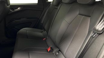 AUDI Q4 40 S Line Suv 5Dr Electric Auto 82Kwh (204 Ps)