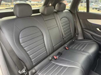 MERCEDES-BENZ GLC Glc 300D 4Matic Amg Line Premium 5Dr 9G-Tronic