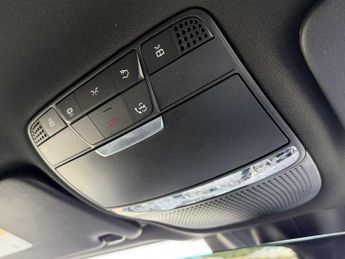 MERCEDES-BENZ GLC Glc 300D 4Matic Amg Line Premium 5Dr 9G-Tronic