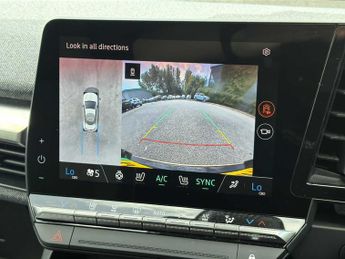RENAULT MEGANE E-TECH Ev60 160Kw Iconic 60Kwh Optimum Charge 5Dr Auto