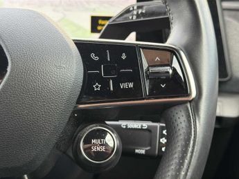 RENAULT MEGANE E-TECH Ev60 160Kw Iconic 60Kwh Optimum Charge 5Dr Auto
