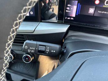 VAUXHALL FRONTERA 83Kw Design 44Kwh 5Dr Auto
