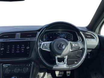VOLKSWAGEN TIGUAN 2.0 Tdi R-Line Tech Suv 5Dr Diesel Dsg Euro 6 (S/S) (150 Ps)