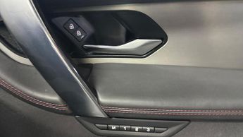 LAND ROVER DISCOVERY SPORT 1.5 P300E 12.2Kwh R-Dynamic Hse Suv 5Dr Petrol Plug-In Hybrid Au