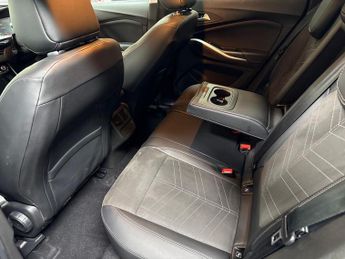 VAUXHALL GRANDLAND Grandland Ultimate 1.5 D 130Ps 8 Speed Auto