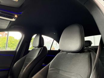 MERCEDES-BENZ E CLASS E300E Urban Edition 4Dr 9G-Tronic