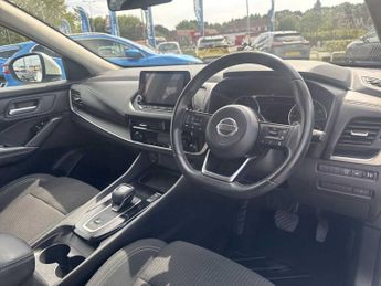 NISSAN QASHQAI 1.3 Dig-T Mh 158 Acenta Premium 5Dr Xtronic
