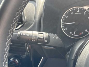 NISSAN QASHQAI 1.3 Dig-T Mh 158 Acenta Premium 5Dr Xtronic