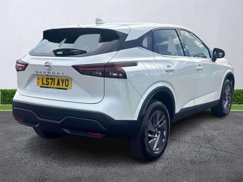 NISSAN QASHQAI 1.3 Dig-T Mh 158 Acenta Premium 5Dr Xtronic