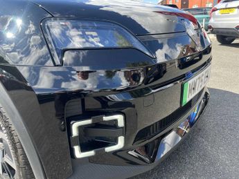 RENAULT 5 90Kw Techno Urban Range 40Kwh 5Dr Auto