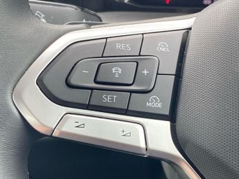 VOLKSWAGEN GOLF 1.5 Etsi 150 Style 5Dr Dsg