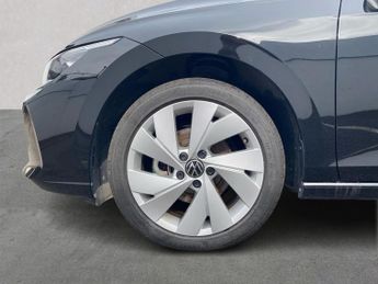 VOLKSWAGEN GOLF 1.5 Etsi 150 Style 5Dr Dsg