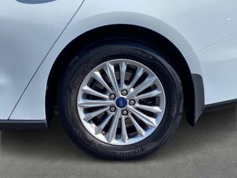 FORD FOCUS 1.5 Ecoblue 120 Titanium 5Dr Auto