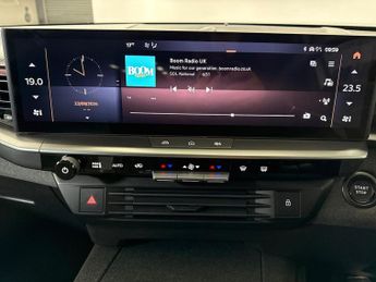 VAUXHALL GRANDLAND 1.2 Hybrid 145 Gs 5Dr E-Dct6