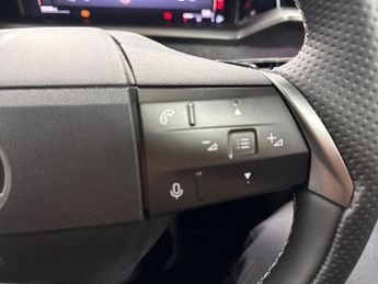 VAUXHALL GRANDLAND 1.2 Hybrid 145 Gs 5Dr E-Dct6