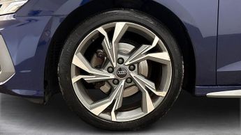 AUDI A3 1.5 Tfsi 35 S Line Saloon 4Dr Petrol S Tronic Euro 6 (S/S) (150 