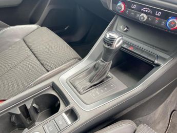 AUDI Q3 1.5 Tfsi Cod 35 S Line Suv 5Dr Petrol S Tronic Euro 6 (S/S) (150