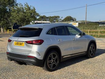 MERCEDES-BENZ GLA Gla 250E Amg Line Executive 5Dr Auto
