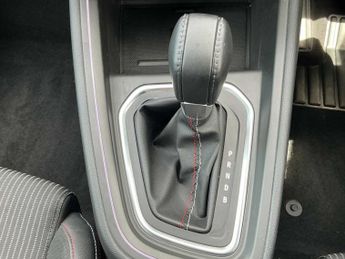 RENAULT CLIO 1.6 E-Tech Hybrid 140 Rs Line 5Dr Auto