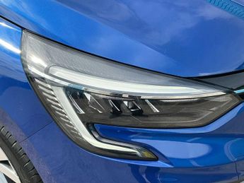 RENAULT CLIO 1.6 E-Tech Hybrid 140 Rs Line 5Dr Auto