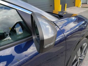 RENAULT MEGANE E-TECH Ev60 160Kw Iconic 60Kwh Optimum Charge 5Dr Auto
