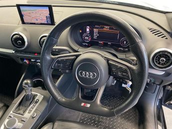 AUDI A3 2.0 TFSI Black Edition Sportback 5dr Petrol S Tronic quattro Eur