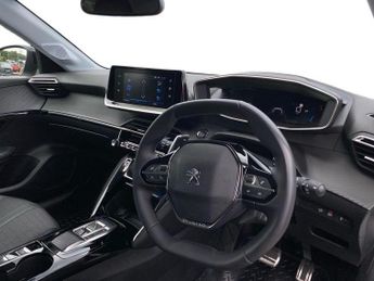 PEUGEOT 208 1.2 Puretech 130 Allure Premium + 5Dr Eat8