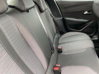PEUGEOT 208 1.2 Puretech 130 Allure Premium + 5Dr Eat8