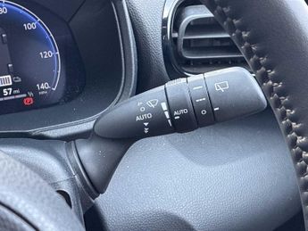 TOYOTA YARIS CROSS 1.5 Hybrid 130 Premiere Edition 5Dr Cvt