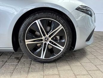 MERCEDES-BENZ A CLASS A180 Sport Edition 5Dr Auto