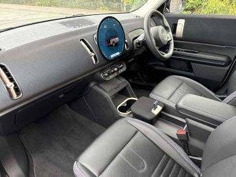 MINI COUNTRYMAN 1.5 C Classic 5dr Auto