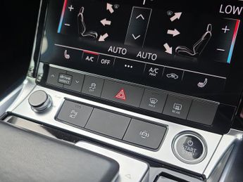 AUDI Q8 250Kw 50 Quattro 95Kwh Sport 5Dr Auto