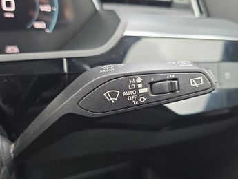 AUDI Q8 250Kw 50 Quattro 95Kwh Sport 5Dr Auto