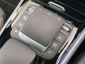 MERCEDES-BENZ EQB Eqb 350 4Matic 215Kw Amg Line 66.5Kwh 5Dr Auto