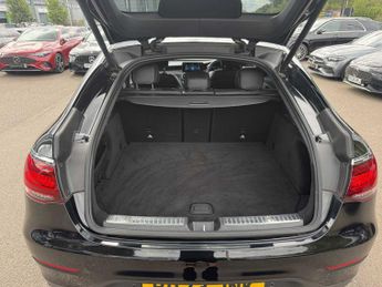 MERCEDES-BENZ GLC COUPE Glc 220D 4Matic Amg Line Premium 5Dr 9G-Tronic