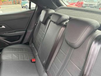 VAUXHALL MOKKA 100Kw Launch Edition 50Kwh 5Dr Auto